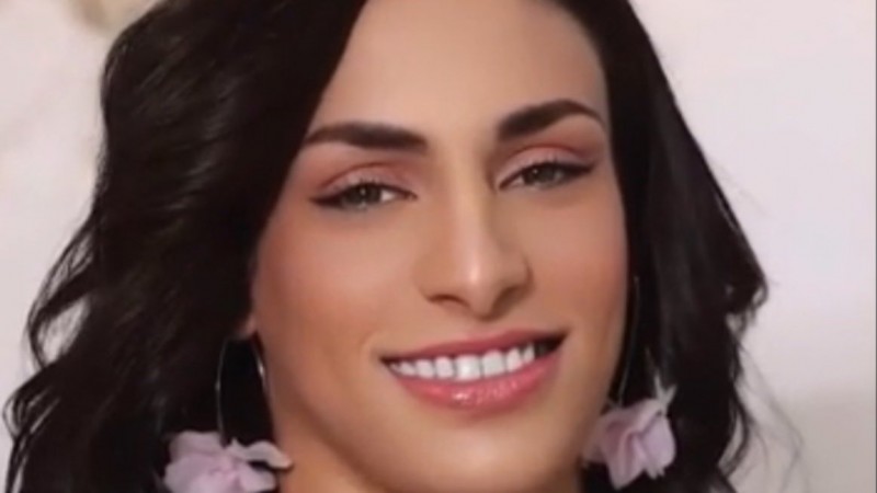 La boxeadora Khelif volvió a Argelia y sorprendió con su nuevo look